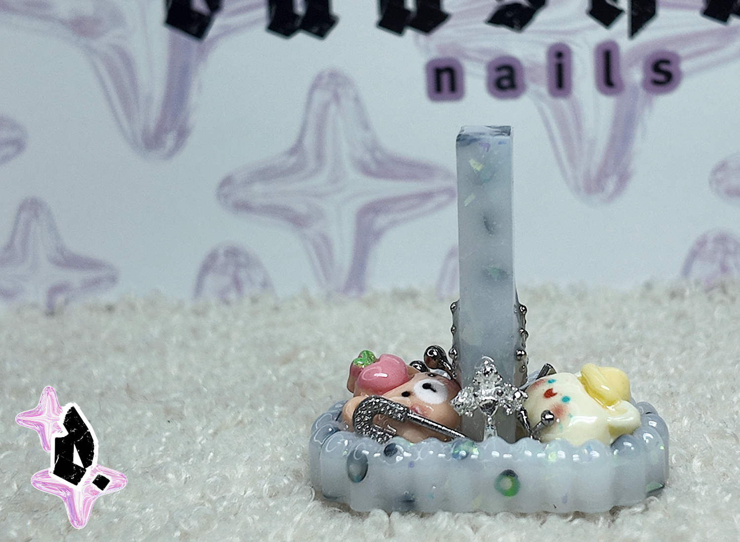 'Teddy' Nail Display Stand