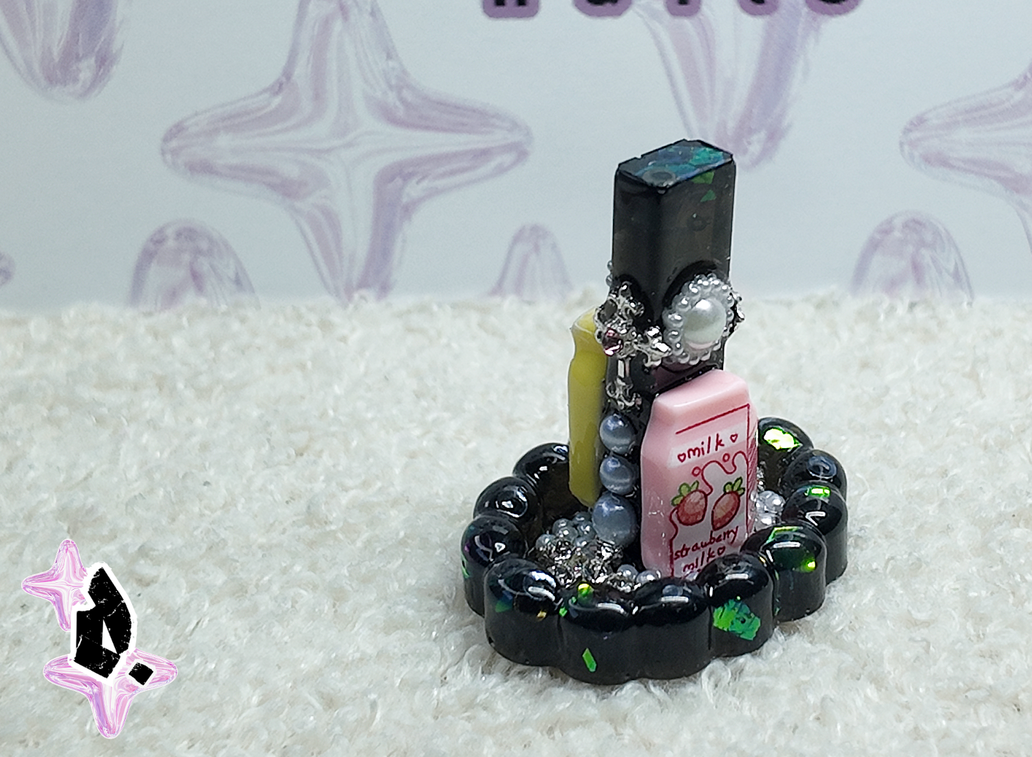 'Banana Milk' Nail Display Stand