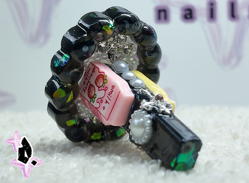 'Banana Milk' Nail Display Stand